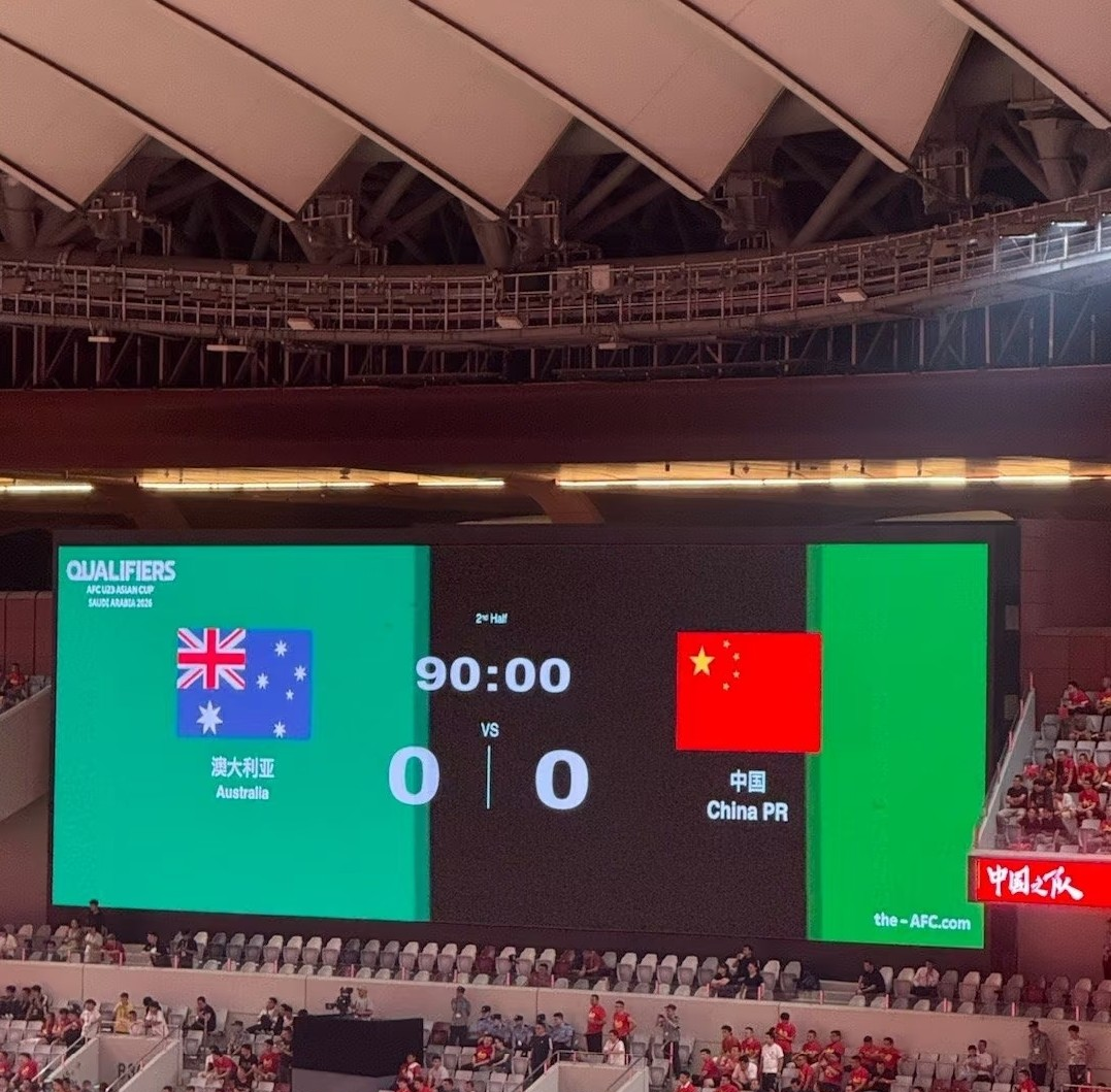 九游电脑版下载-刚刚！风云突变巴黎圣日耳曼关键时刻遗憾出局今夜金州勇士止住颓势，印第安纳步行者围绕荷甲主帅复盘(金州勇士最新消息)