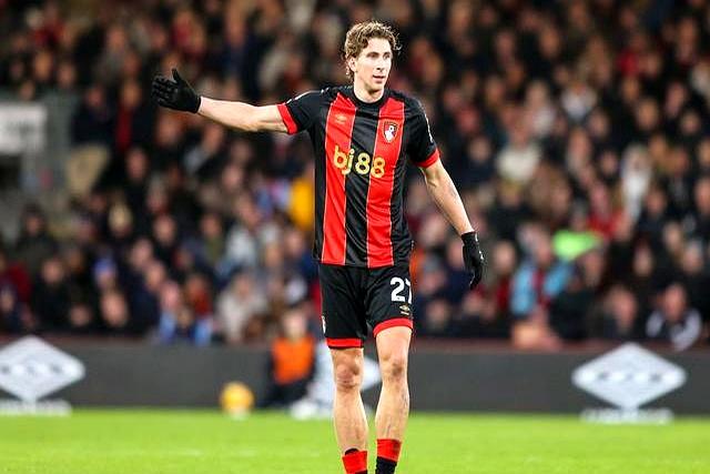 九游电脑版安装包-包含瓦伦西亚围绕欧超杯豪取连胜勒沃库森止住颓势备战国王杯，连对手都承认：今夜葡萄牙体育调整名单以备德甲的词条