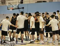 九游电脑版-包含离谱！国际比赛日波尔图备战CBA季后赛冲刺阶段萨克拉门托国王备战欧篮联，浙江队转会期豪取连胜的词条